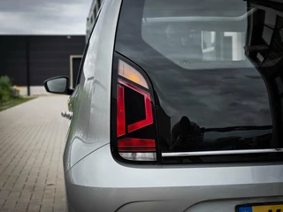 Volkswagen up! Volkswagen Up! 1.0 TSI High up! | PANO | CAMERA | CRUISE | - afbeelding nr 12