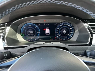Volkswagen Passat Volkswagen Passat Variant 1.4 TSi PHEV GTE Highline Camera Leder - afbeelding nr 26