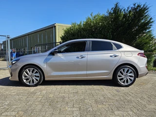 Hyundai i30 Hyundai i30 Fastback 1.0 T-GDI Premium, 1e Eig! Camera! Carplay! Zondag OPEN! - afbeelding nr 7
