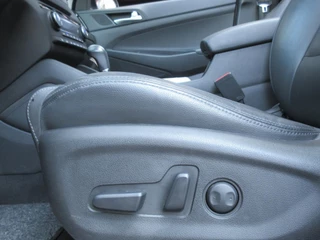Hyundai Tucson Hyundai TUCSON 1.6 T-GDi Comfort 4WD Aut Leer Navi Camera Carplay Pano - afbeelding nr 20