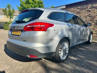 Ford Focus Ford Focus Wagon 1.0 EcoBoost ST Line Business - afbeelding nr 3