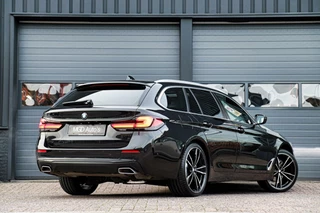 BMW 5 Serie BMW 5-serie Touring 520i Executive /LED/PANODAK/STOELVERW./CAMERA/CARPLAY/SFEERVERL./LEDER! - afbeelding nr 4