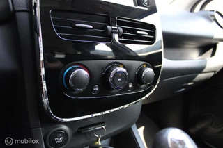 Renault Clio Renault Clio Estate 0.9 TCe Night&Day TREKHAAK NAVI LMV - afbeelding nr 10