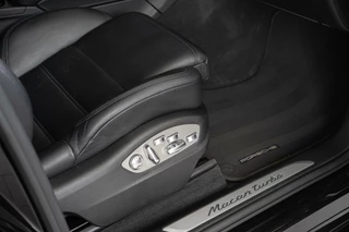 Porsche Macan Porsche Macan 3.6 Turbo|SportDesign|Keyless|CarPlay|BOSE|Carbon|Standkachel|Facelift|Dealer Onderhouden - afbeelding nr 25