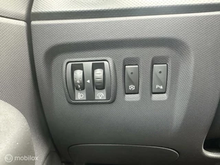 Renault Captur Renault Captur 0.9 TCe Expression Navigatie Airco Parkeersensoren - afbeelding nr 16