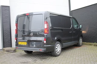 Opel Vivaro - Airco - Navi - Cruise - €10.499,- Excl. - afbeelding nr 2