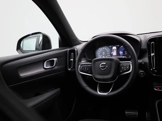 Volvo XC40 Volvo XC40 T5 Recharge R-Design | Achteruitrij Camera | Cruise Controle | Apple Carplay / Android Auto | Stoel + Stuur Verwarming | - afbeelding nr 10