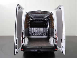 Renault Master | Betimmering | 3-Persoons | Trekhaak - afbeelding nr 4