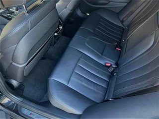 BMW 5 Serie BMW 5 Serie 545e 394Pk X Drive M-Sport Plug in Hybrid HUD Laser Luchtvering Soft close - afbeelding nr 14