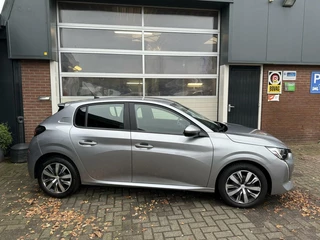 Peugeot 208 Peugeot 208 1.2 PureTech CARPLAY/NAVI/CRUISE *ALL-IN PRIJS* - afbeelding nr 2