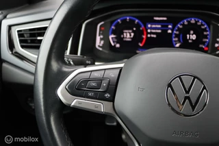Volkswagen Polo Volkswagen Polo 1.0 TSI / 2x R-Line / Carplay / Virtual - afbeelding nr 16