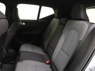 Volvo XC40 Volvo XC40 B4 Plus Dark | Trekhaak | Dodehoekdetectie | Achteruitrijcamera - afbeelding nr 8