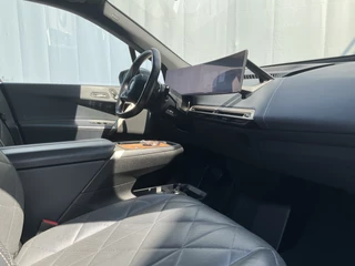 BMW iX BMW iX xDrive50 High Executive 112 kWh Laser B&W Pano.dak Trekhaak M-sport - afbeelding nr 26