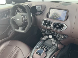 Aston Martin V8 Vantage Aston Martin V8 Vantage Roadster 4.0 360° Leer Sportzetels 21 Inch Xenon-Grey 10.487KM! - afbeelding nr 87