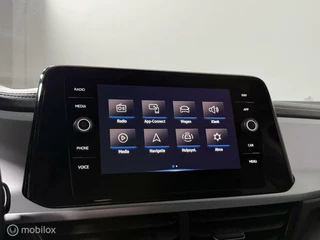 Volkswagen T-Roc Volkswagen T-Roc 1.5 TSI Style | CARPLAY | CRUISE | PDC - afbeelding nr 39