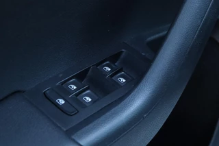 Škoda Octavia Skoda Octavia Combi 2.0 TSI RS / 230PK! / DSG / Pano / Canton / Camera / Trekhaak / 18