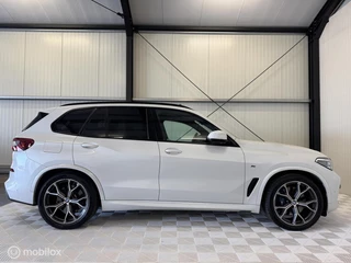 BMW X5 BMW X5 xDrive45e | M sport | Pano | Trekhaak | Full option - afbeelding nr 3