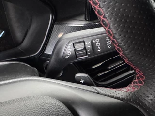 Ford Focus Ford Focus 1.0 EcoBoost Titanium Business | Automaat | ST Line | Camera | Carplay - afbeelding nr 26
