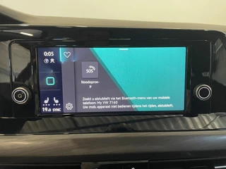 Volkswagen Golf Volkswagen Golf 1.5 eTSI Style Airco ECC Carplay Navi Adaptive Crusie Control Massagestoel AGR Ambiente verlichting - afbeelding nr 26