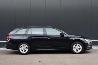 Škoda Octavia Skoda Octavia Combi 1.0 e-TSI DSG Automaat Business Edition Virtual Trekhaak Clima Cruise Navi LED CarPlay NL-Auto NAP! - afbeelding nr 16