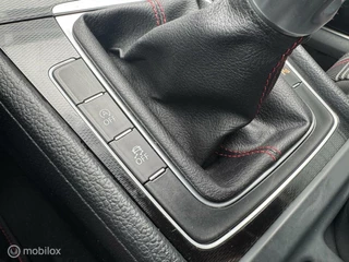 Volkswagen Golf Volkswagen Golf 2.0 TSI GTI NAVIGATIE/XENON/LED/AIRCO - afbeelding nr 26