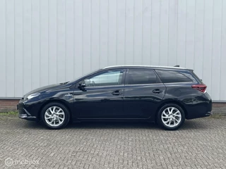 Toyota Auris Toyota Auris Touring Sports 1.8 Hybrid Lease pro [ 2e eigenaar, Pano, Camera, Navi, Facelift ] - afbeelding nr 2