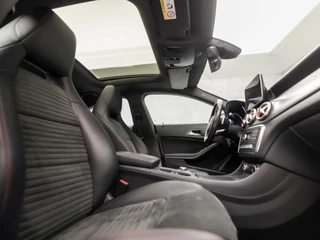 Mercedes-Benz CLA Automaat (SCHUIFDAK, APPLE CARPLAY, GROOT NAVI, LEDER/ALCANTARA, CAMERA, SPORTSTOELEN, STOELVERWARMING, KEYLESS, CRUISE, ZWART HEMEL, NIEUWSTAAT) - afbeelding nr 8