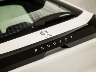 Peugeot 208 (APPLE CARPLAY, GROOT NAVI, 360 CAMERA, LM VELGEN, SPORTSTOELEN, PARKEERSENSOREN, CRUISE, NIEUWE APK, NIEUWSTAAT) - afbeelding nr 28