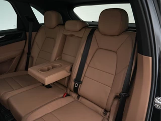 Porsche Cayenne (INCL-BTW) *PANO | NAPPA-LEATHER | FULL-LED | BOSE-SURROUND | MEMORY-PACK | AIR-SUPENSION | NAVI-FULLMAP | CAMERA | DAB+ | SPORT-SEATS | 22''ALU* - afbeelding nr 29