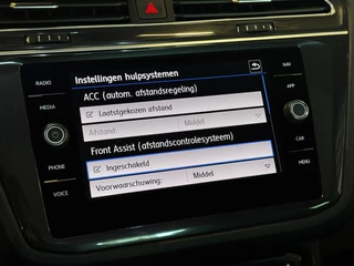 Volkswagen Tiguan Volkswagen Tiguan 2.0 TSI 4Motion Highline Business R 220pk Pano Virtual Alcantara 19 inch - afbeelding nr 32