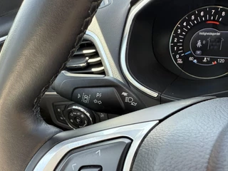 Ford S-Max Ford S-Max 2.5 FHEV Titanium 7pers 190pk | Panoramadak | Achteruitrijcamera | Stoelverwarming | Ambient Lightning | SYNC 3 Navigatie - afbeelding nr 16