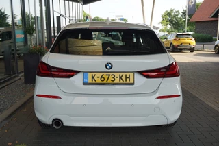 BMW 1 Serie BMW 1 Serie 118i Executive Edition Automaat | Navi | Cruise | Apple Carplay - afbeelding nr 4