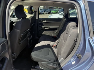 Ford S-Max Ford S-Max 2.5 FHEV Titanium 7pers 190pk | Panoramadak | Achteruitrijcamera | Stoelverwarming | Ambient Lightning | SYNC 3 Navigatie - afbeelding nr 35