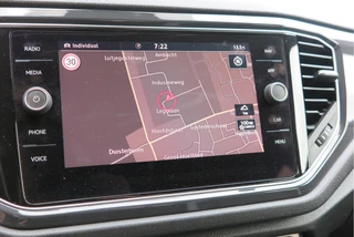 Volkswagen T-Roc Volkswagen T-Roc 2.0 TSI 190pk DSG 4Motion Sport , Virtual cockpit , Led verlichting, Trekhaak (afneembaar), Navigatie, Stoelverwarming,Achteruitrijcamera etc. Nieuwe APK - afbeelding nr 49