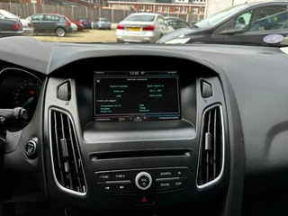 Ford Focus Ford Focus 1.0 Titanium Edition navi airco/ecc keurige auto - afbeelding nr 10