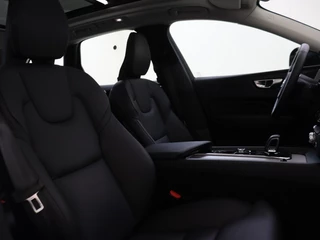 Volvo XC60 Volvo XC60 T6 AWD Ultra Dark | Trekhaak | 360° Camera | Panoramadak | - afbeelding nr 14
