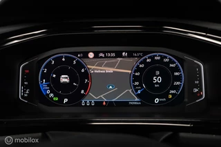 Volkswagen T-Roc Volkswagen T-Roc 2.0 TSI 4Motion R-Line PANO|BEATS|IQLIGHT| - afbeelding nr 26