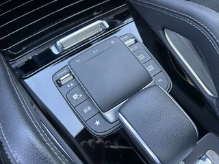 Mercedes-Benz GLE Mercedes-Benz GLE 350e AMG // Luchtvering // Soft Close // Alcantara Hemel // Trekhaak 3.500kg // Panoramadak // Head-Up // Burmester // Memory - afbeelding nr 15