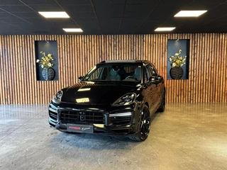 Porsche Cayenne 4.0 Turbo / Softclose / Nightvision / Matrix / Sport Chrono / Stoelventilatie / Trekhaak