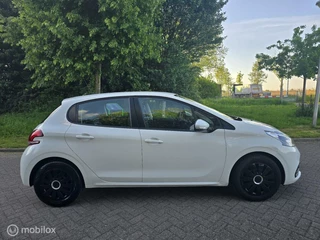 Peugeot 208 Peugeot 208 1.2 PureTech Allure Nieuwe APK - afbeelding nr 4