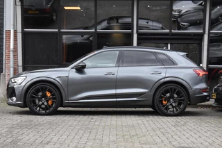 Audi e-tron Audi e-tron e-tron 50 quattro Launch edition Black 71 kWh Pano Lane ACC Luchtvering - afbeelding nr 9