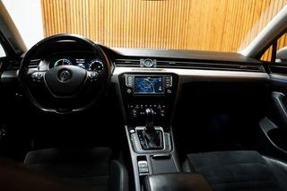 Volkswagen Passat Volkswagen Passat VARIANT 1.4 TSI GTE HIGHLINE DSG-AUTOMAAT - afbeelding nr 27