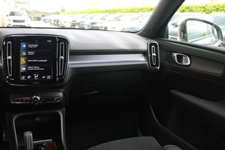 Volvo XC40 Volvo XC40 T5 Recharge R-Design | Parkeercamera | Stoelverwarming | Pilot Assist | Glossy Black | Keyless - afbeelding nr 23