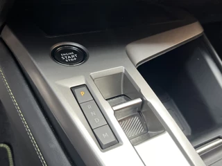 Peugeot 308 | Elektrisch verstelbare stoelen | Camera | Apple Carplay/Android Auto | - afbeelding nr 17