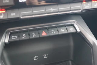 Audi A3 Audi A3 Limousine 1.5 TFSI S-line 150pk Facelift/Leer ruitmotief/ Panodak/Sonos/Head-up/LED - afbeelding nr 28