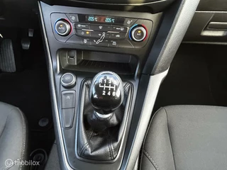 Ford Focus Ford Focus Wagon 1.0 Lease Edition Navi Trekhk Clima PDC NAP - afbeelding nr 17