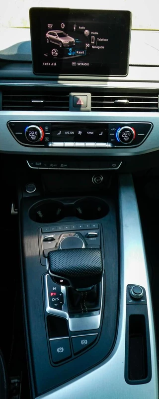 Audi A4 Audi A4 Avant 40 TFSI Sport S line edition- S Line interieur - afbeelding nr 11