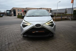 Toyota Aygo Toyota Aygo 1.0 VVTi X 5 deurs LED CarPlay Btw auto netto € 6150 - afbeelding nr 12