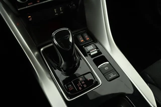 Mitsubishi Eclipse Cross Mitsubishi Eclipse Cross 2.4 PHEV Instyle | Stoel & stuurverwarming |  360 camera | Standkachel | Leder/Alcantara | Aptive cruise | Keyless - afbeelding nr 21