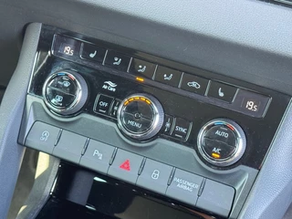 Škoda Karoq Škoda Karoq 1.5 TSI 150PK SPORTLINE AUTOMAAT/PANODAK/ALLE OPTIES/1E EIG./10.000KM! - afbeelding nr 28